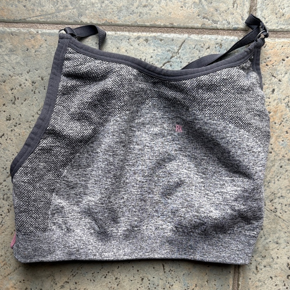 4 Gymshark Mauve Pink Grey Sports Bras,1 crop top and 1 pants Bundle Size s - Picture 9 of 14